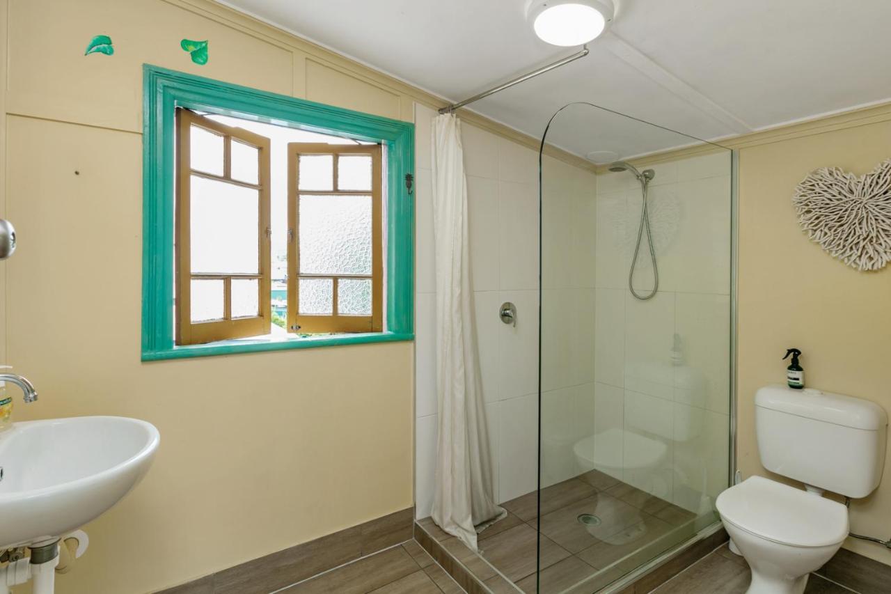 Tropic Days Boutique Hostel Cairns Eksteriør billede